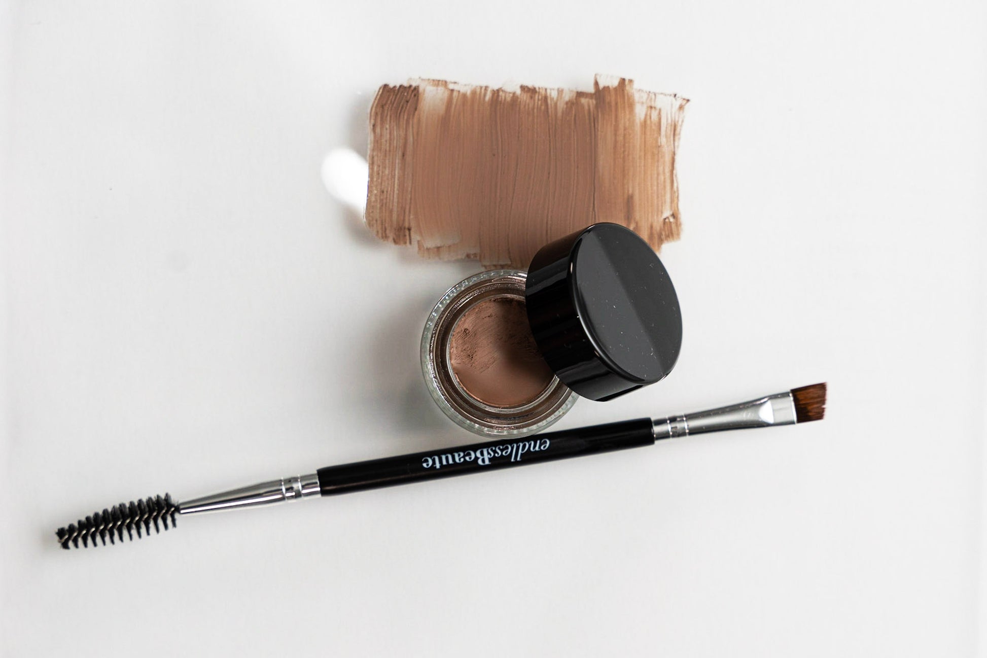 Beaute Brow Pomade - Endless Beaute